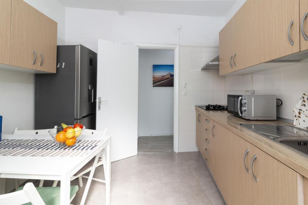 Homeforguest Amplio Apartamento En El Centro De Santa Cruz Ngoại thất bức ảnh